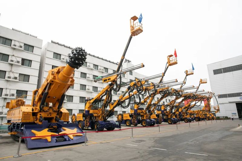 逐夢起航！讓我們奮楫揚(yáng)帆，破浪前行！——設(shè)備公司2023新年獻(xiàn)詞